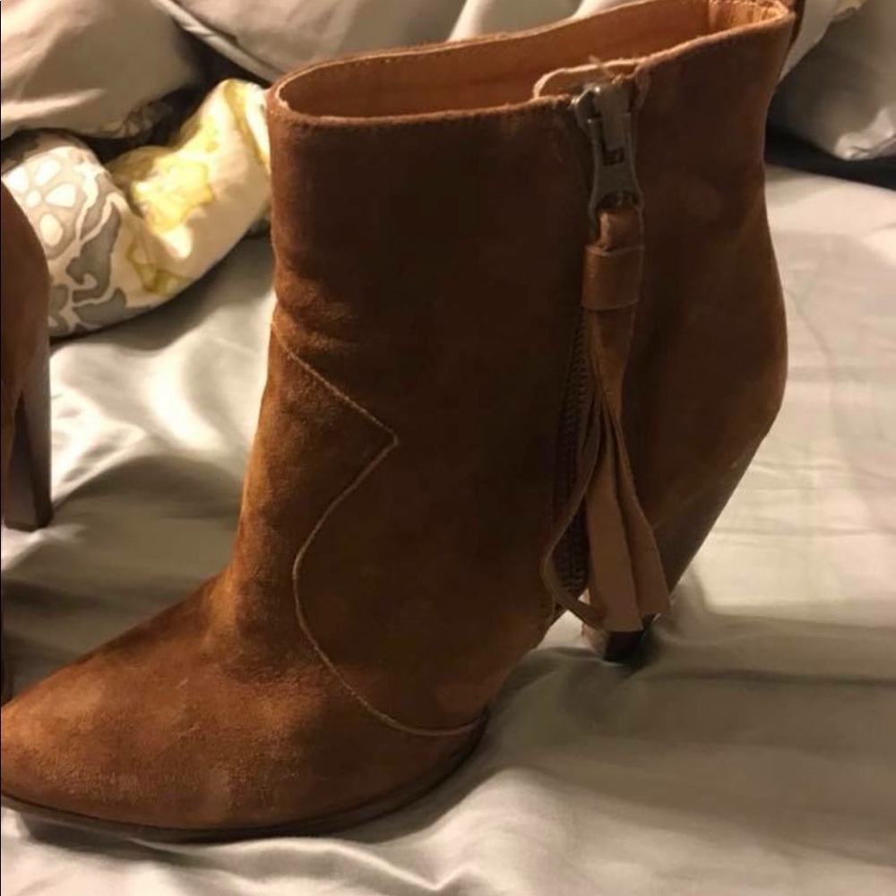 Size 9 Boots